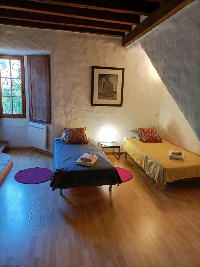 Maison Atypique Coeur De Village Historique Villeneuve-les-Avignon Bagian luar foto